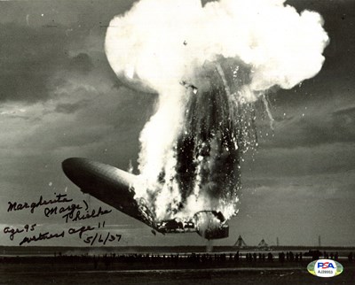 Lot 383 - AIRSHIPS