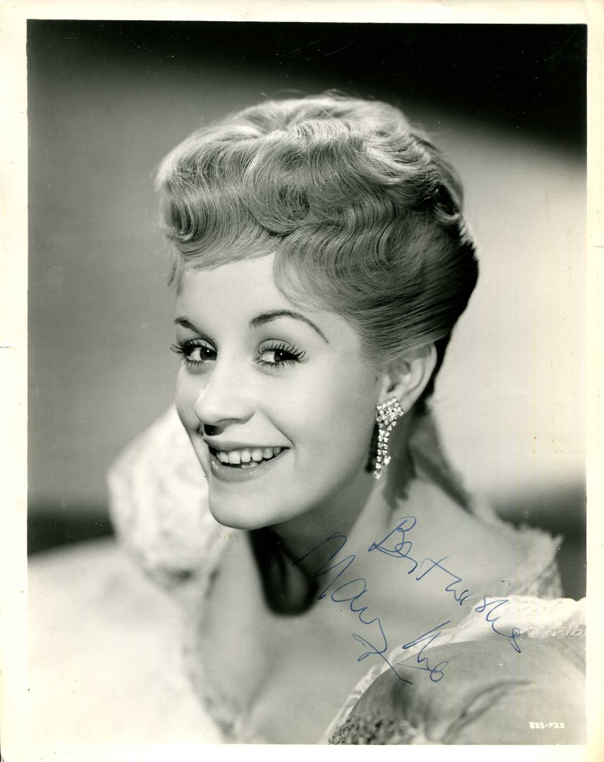 Lot 70 - URE MARY: (1933-1975)