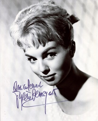 Lot 456 - FRENCH ACTRESSES