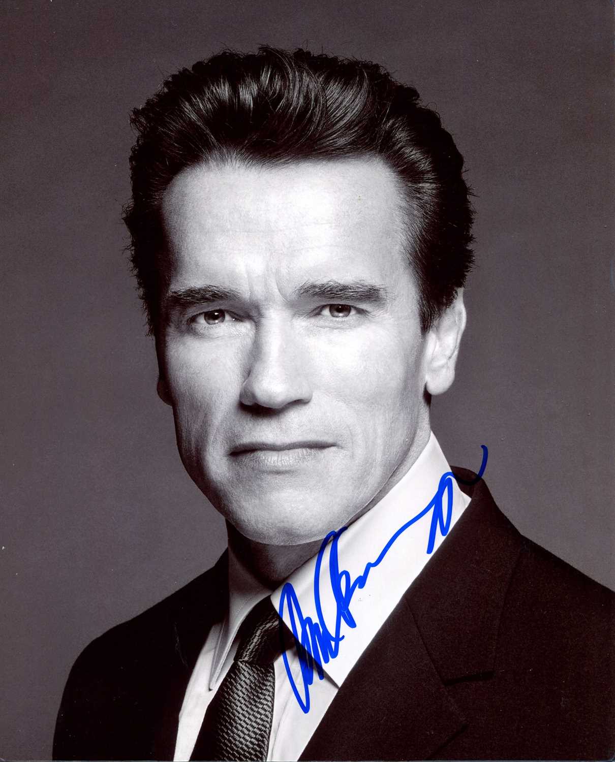 Lot 39 - SCHWARZENEGGER ARNOLD: (1947-   )