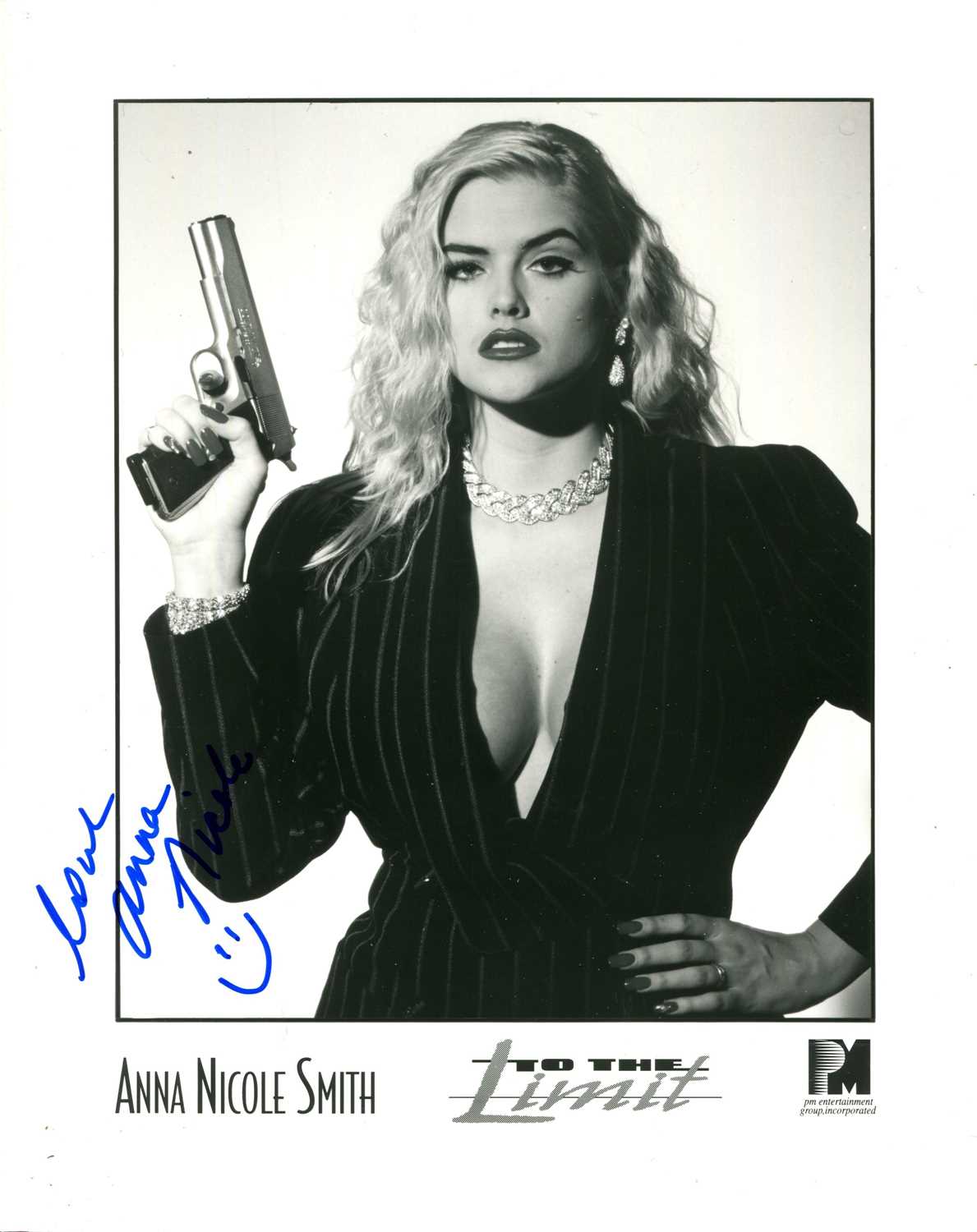 Lot 61 - SMITH ANNA NICOLE: (1967-2007)