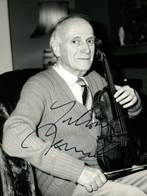 Lot 1032 - MENUHIN YEHUDI: (1916-1999)