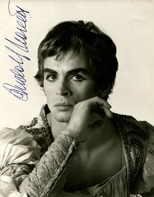 Lot 1044 - NUREYEV RUDOLF: (1938-1993)