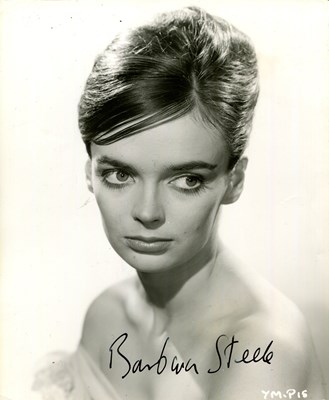 Lot 281 - BRITISH ACTRESSES: (x10)