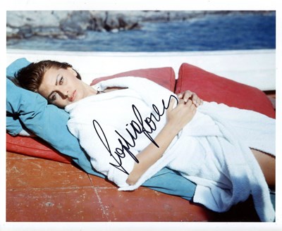 Lot 516 - LOREN SOPHIA: (1934- )