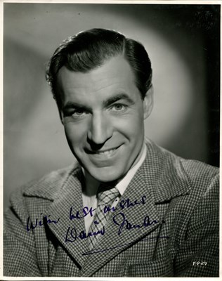 Lot 271 - BRITISH ACTORS: (x11)