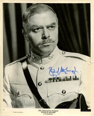 Lot 221 - WAR FILMS: (x8)