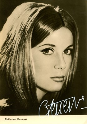 Lot 333 - DENEUVE CATHERINE: (1943- )