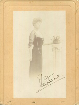 Lot 1254 - VICTORIA: (1868-1935)
