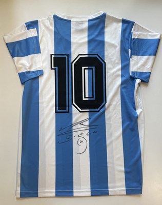 Lot 509 - MARADONA DIEGO: (1960-2020)