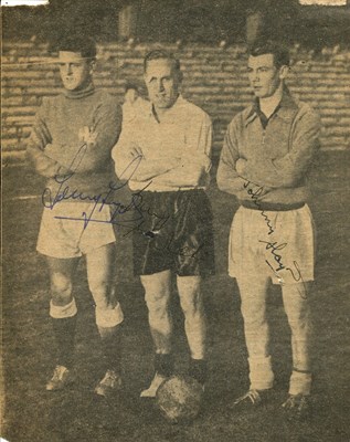 Lot 502 - ENGLAND NATIONAL FOOTBALL TEAM