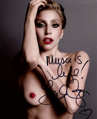 Lot 449 - LADY GAGA: (1986- )