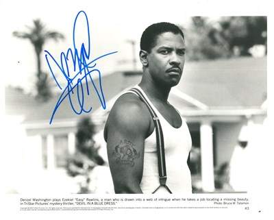 Lot 50 - WASHINGTON DENZEL: (1954- )