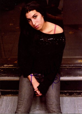 Lot 604 - WINEHOUSE AMY: (1983-2011)