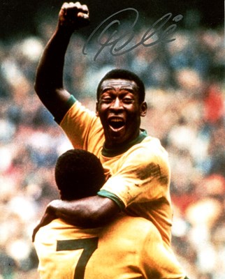Lot 506 - PELE: (1940-2022)