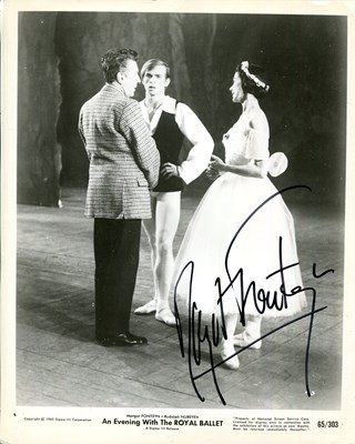 Lot 632 - FONTEYN MARGOT: (1919-1991)