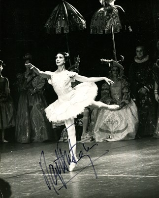 Lot 633 - FONTEYN MARGOT: (1919-1991)