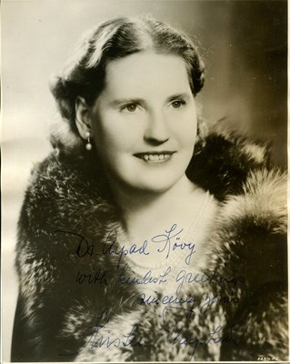 Lot 623 - FLAGSTAD KIRSTEN: (1895-1962)