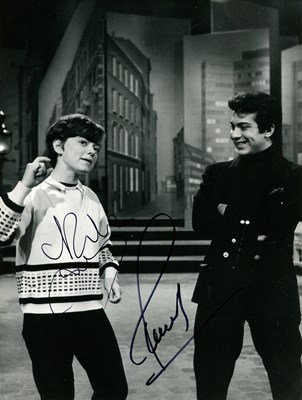 Lot 762 - PAVONE RITA & ANKA PAUL