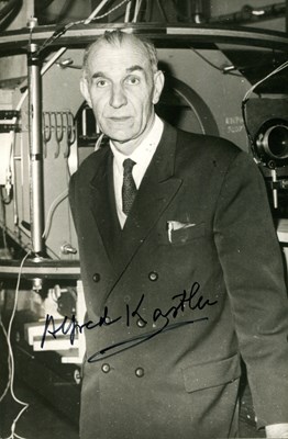 Lot 1209 - KASTLER ALFRED: (1902-1984)