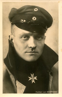 Lot 1401 - [RICHTHOFEN MANFRED VON]: (1892-1918)