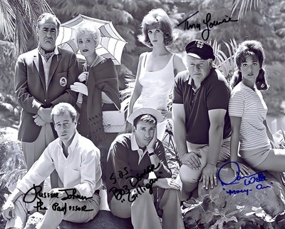 Lot 354 - GILLIGAN´ S ISLAND: (x3)