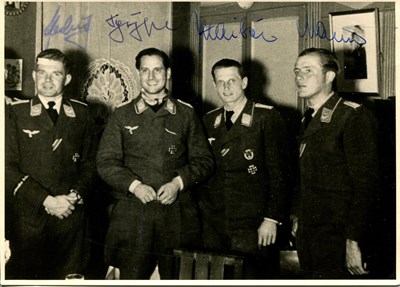 Lot 1478 - KNIGHT´S CROSS WINNERS