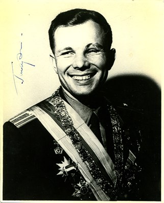 Lot 1408 - GAGARIN YURI: (1934-1968)